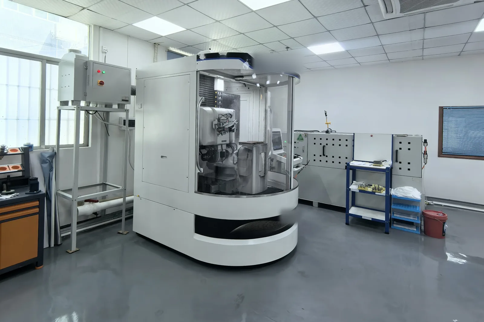 Precision cutting-tool production area inside the HEYI factory